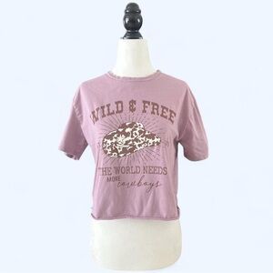 Organic Generation Purple Western Cowboy Hat Graphic Cropped Short Sleeve Shirt